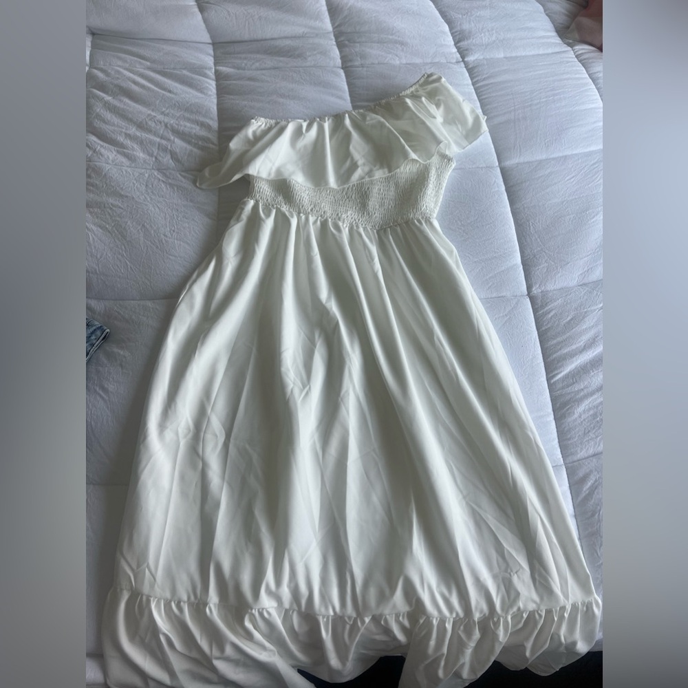 Off shoulder white maxi dress